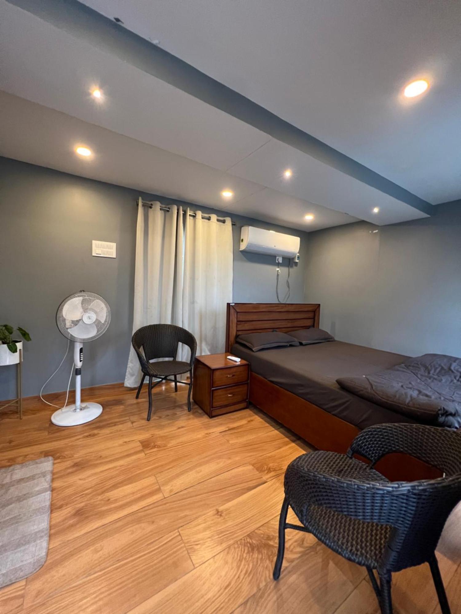 La Serene Farm Stay - Luxary 4 Bed Room Property Hyderabad Exteriör bild